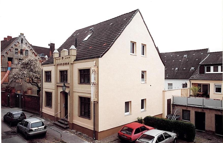 Ferienwohnungen Buetow วิสมาร์ ภายนอก รูปภาพ